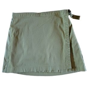 size small wild fable mini skirt, olive green